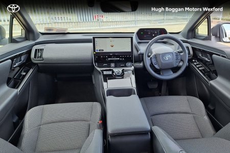 2025 Toyota bZ4X - photo 8