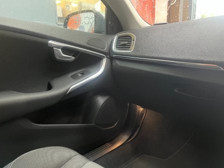 2018 Volvo V40 - photo 13