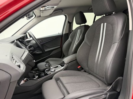 2024 BMW 1-Series - photo 14