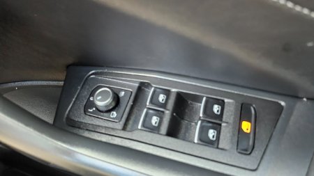 2024 Volkswagen T-Roc - photo 18