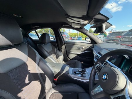 2021 BMW 3-Series - photo 14
