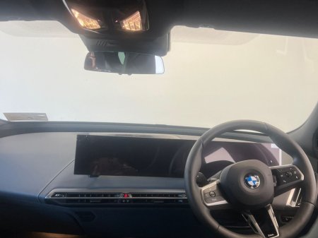 2026 BMW iX - photo 5