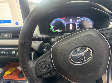 2025 Toyota RAV4 - photo 10