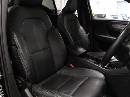 2020 Volvo XC40 - photo 25