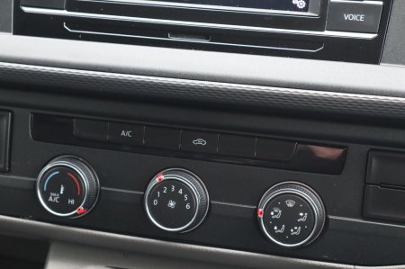 2020 Volkswagen Transporter - photo 9