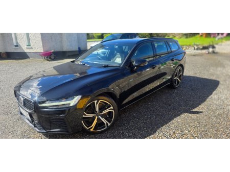2022 Volvo V60 - photo 2