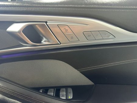 2020 BMW 8-Series - photo 23