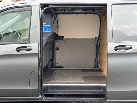 2023 Mercedes-Benz Vito - photo 23