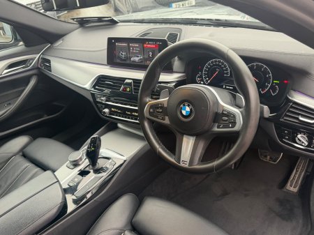 2019 BMW 5-Series - photo 10