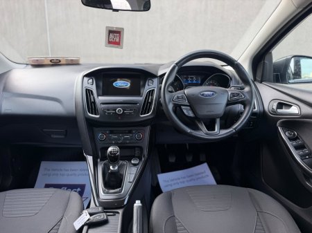 2018 Ford Focus - photo 9