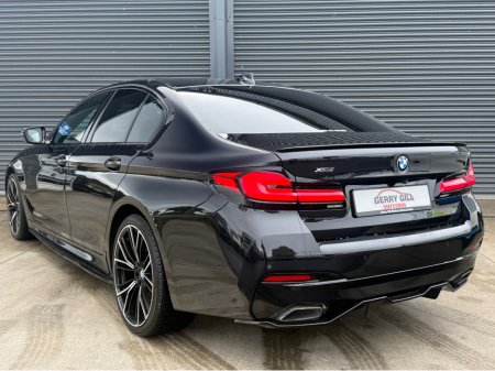 2021 BMW 5-Series - photo 6