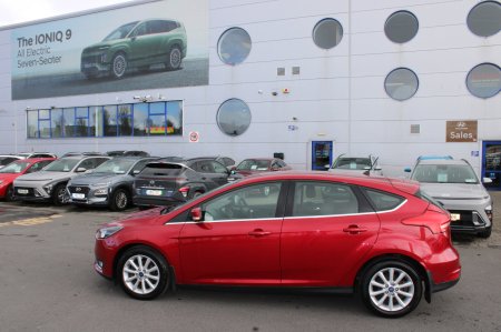 2018 Ford Focus - photo 2