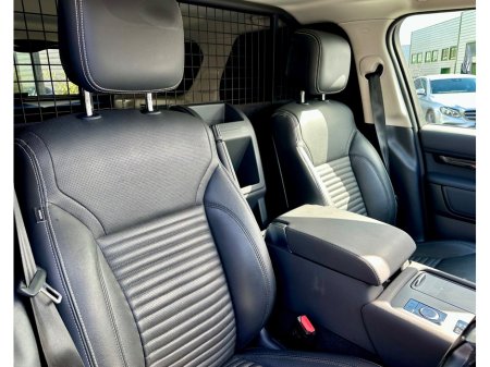 2022 Land Rover Discovery - photo 12