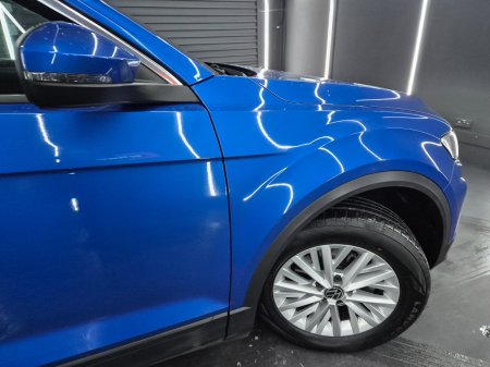 2021 Volkswagen T-Roc - photo 4