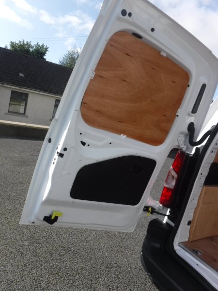 2022 Citroen Berlingo - photo 7