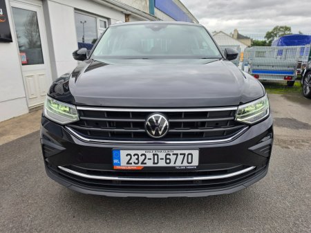 2023 Volkswagen Tiguan - photo 4