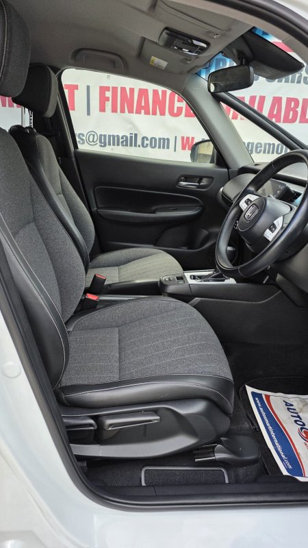 2021 Honda Fit - photo 12