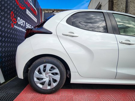 2023 Toyota Yaris - photo 7