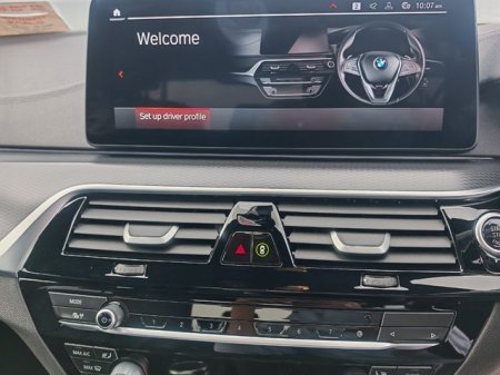 2023 BMW 5-Series - photo 14