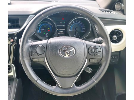2017 Toyota Auris - photo 16