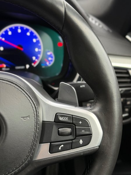 2019 BMW 5-Series - photo 26