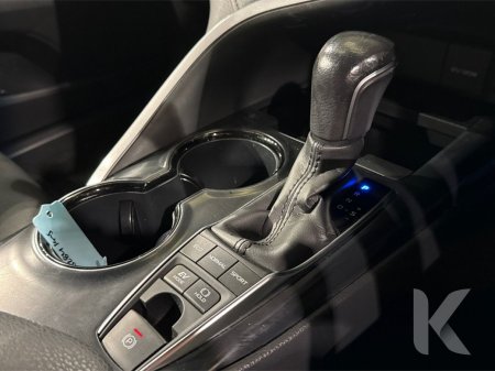 2020 Toyota Camry - photo 21