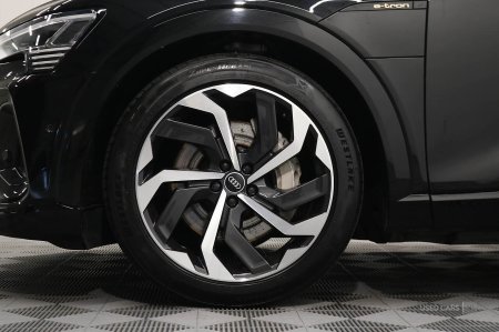 2022 Audi e-tron - photo 8