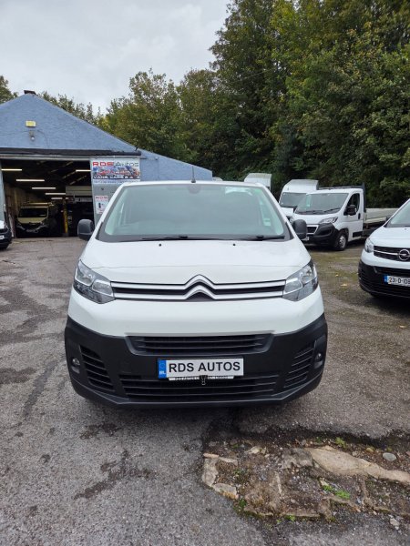 2022 Citroen Dispatch - photo 2