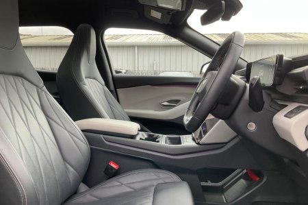 2025 Ford Capri - photo 17