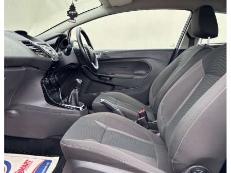 2016 Ford Fiesta - photo 17
