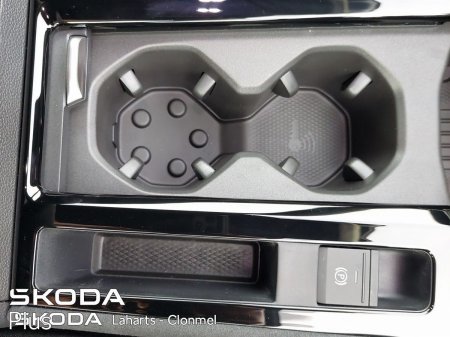 2026 Skoda Superb - photo 36