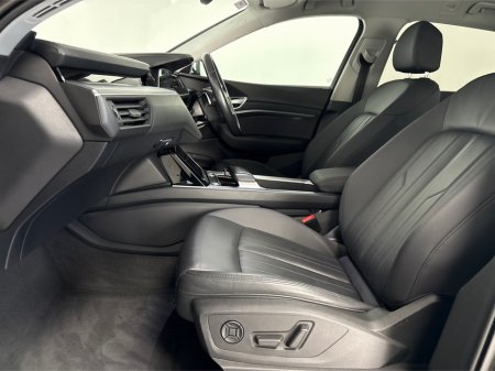 2020 Audi e-tron - photo 30
