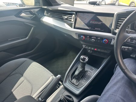 2022 Audi A1 - photo 17