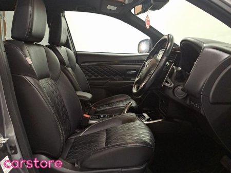 2020 Mitsubishi Outlander - photo 12