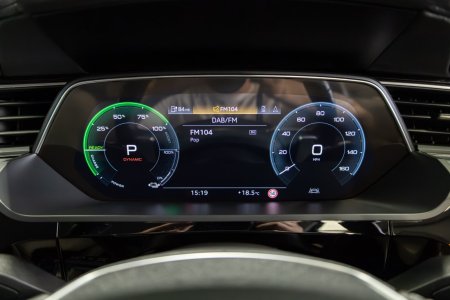 2023 Audi Q8 e-tron - photo 18