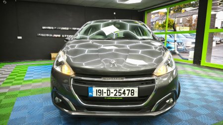 2019 Peugeot 208 - photo 2