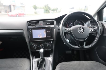 2017 Volkswagen Golf - photo 24