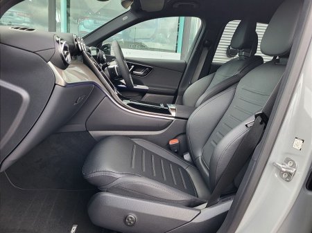 2027 Mercedes-Benz GLC - photo 6