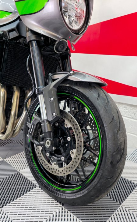 2020 Kawasaki Z 900 RS - photo 8