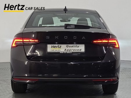 2025 Skoda Octavia - photo 4