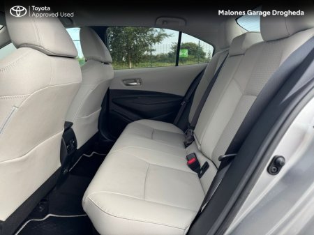 2025 Toyota Corolla - photo 6