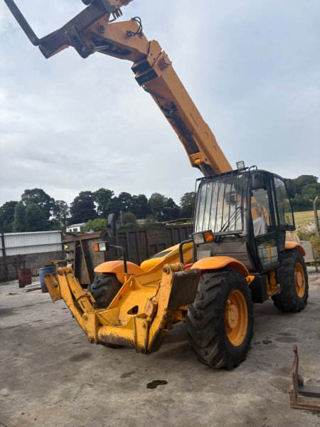 0 JCB  - photo 4