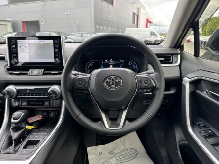 2022 Toyota RAV4 - photo 9