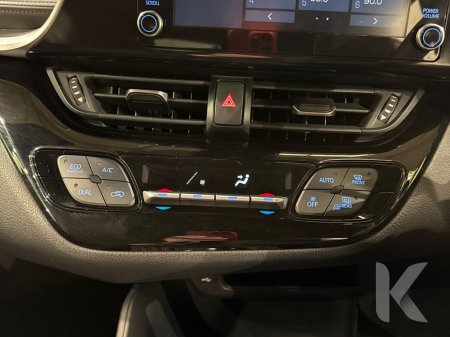 2022 Toyota C-HR - photo 24