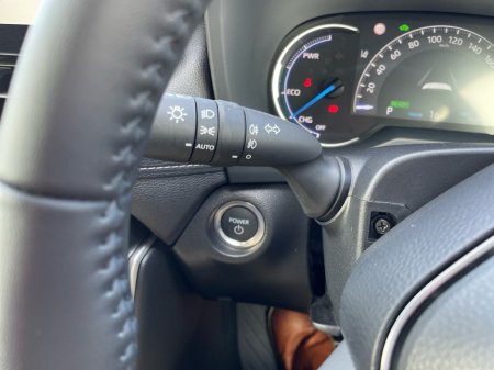2025 Toyota RAV4 - photo 16