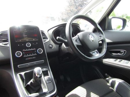 2018 Renault Scenic - photo 10