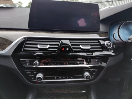 2017 BMW 5-Series - photo 14