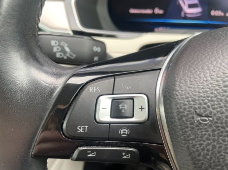 2019 Volkswagen Passat - photo 12