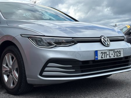 2021 Volkswagen Golf - photo 5