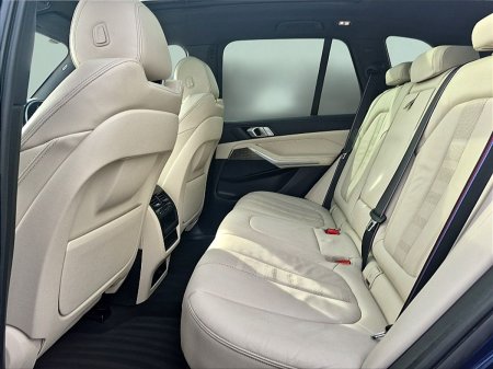 2022 BMW X5 - photo 8